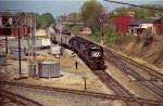 NS 1647 shoves cars into the prison siding